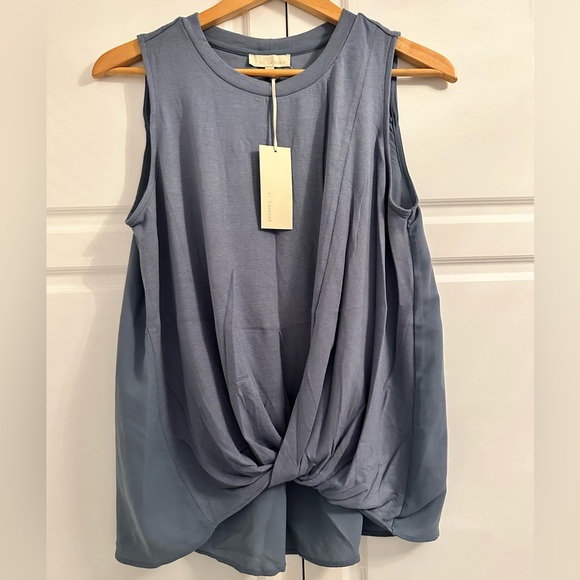 & Layered NWT - Picture 4 of 10